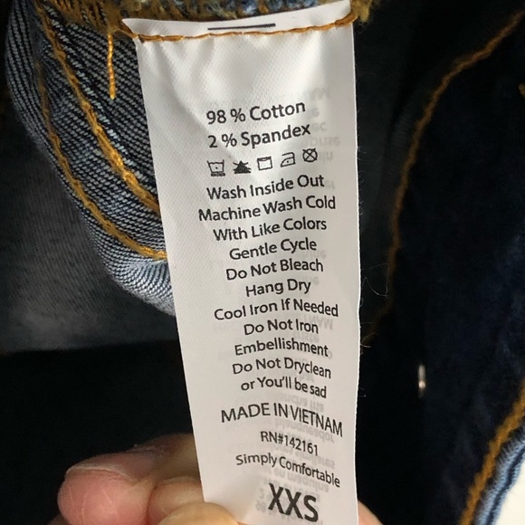 LuLaRoe Jaxon Denim Jean Jacket NWT Roses Embroidery XXS - Picture 7 of 8